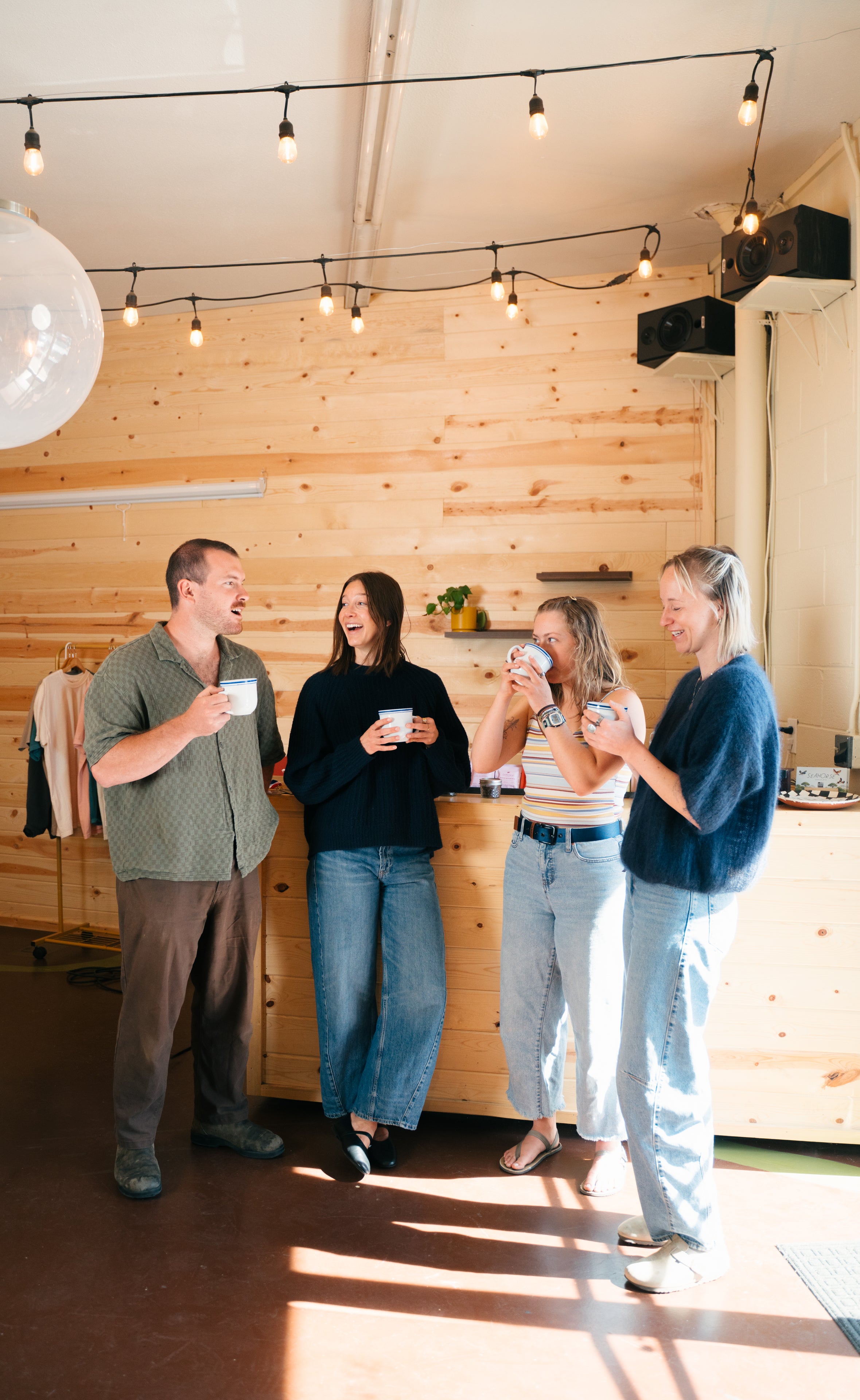 チョコボーイ　レジカウンター Bean-to-Bar Chocolate Making & Tasting Tour | Bend, Oregon